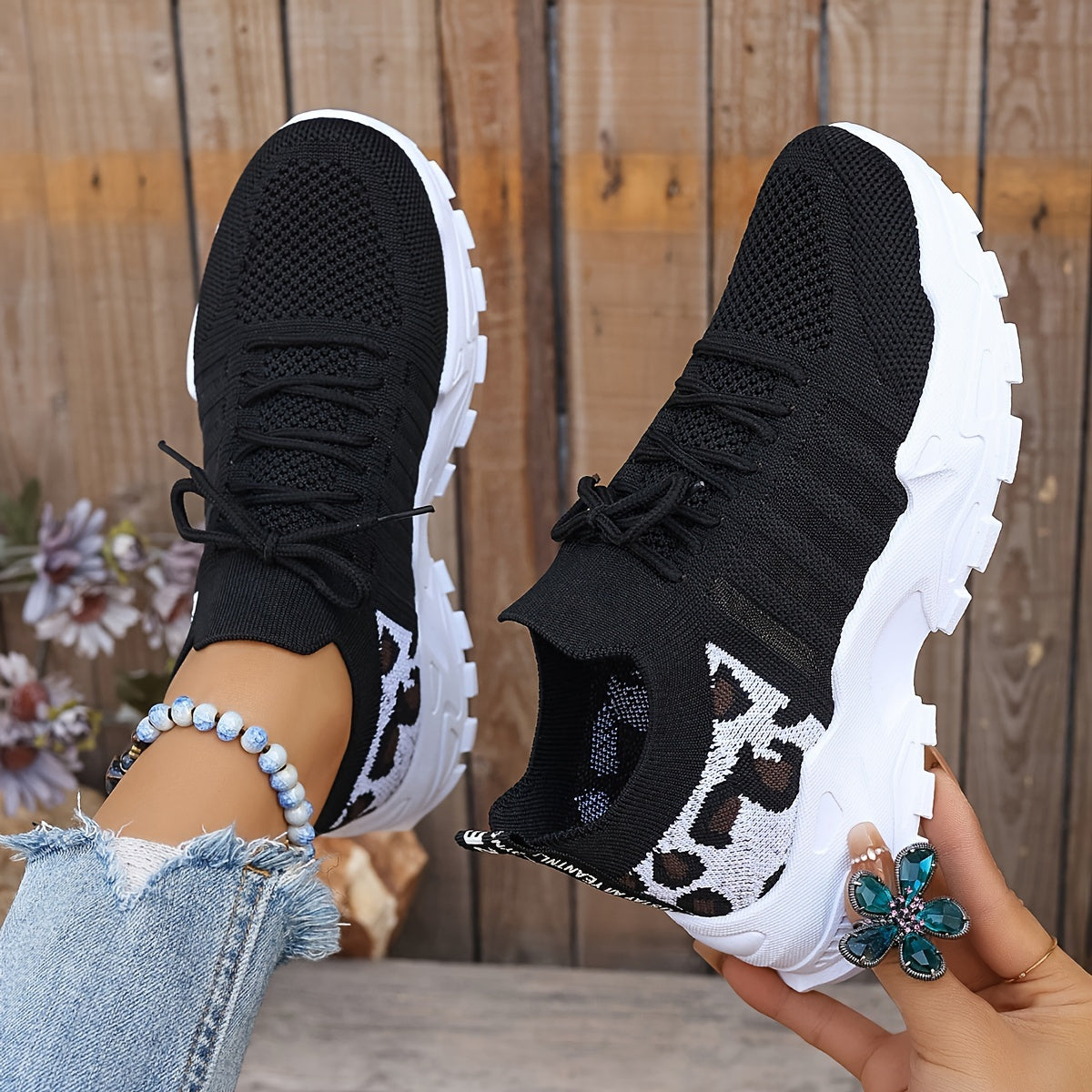 Noa | Comfortable and Breathable Sneakers