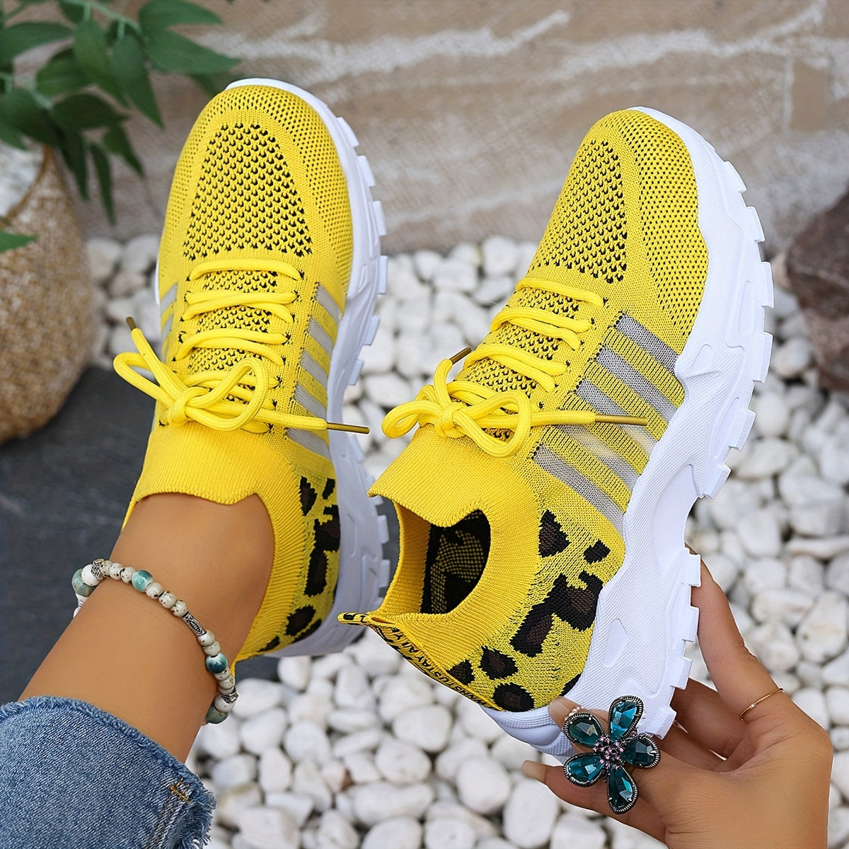 Noa | Comfortable and Breathable Sneakers