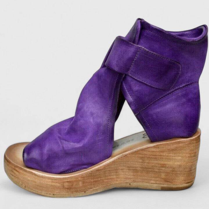 Jess | Orthopedic wedge sandals with triple arch support