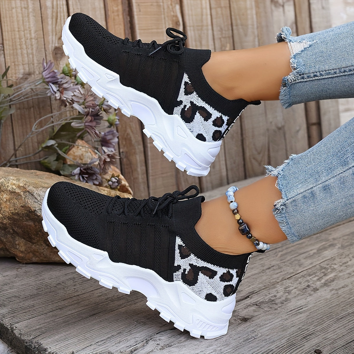 Noa | Comfortable and Breathable Sneakers