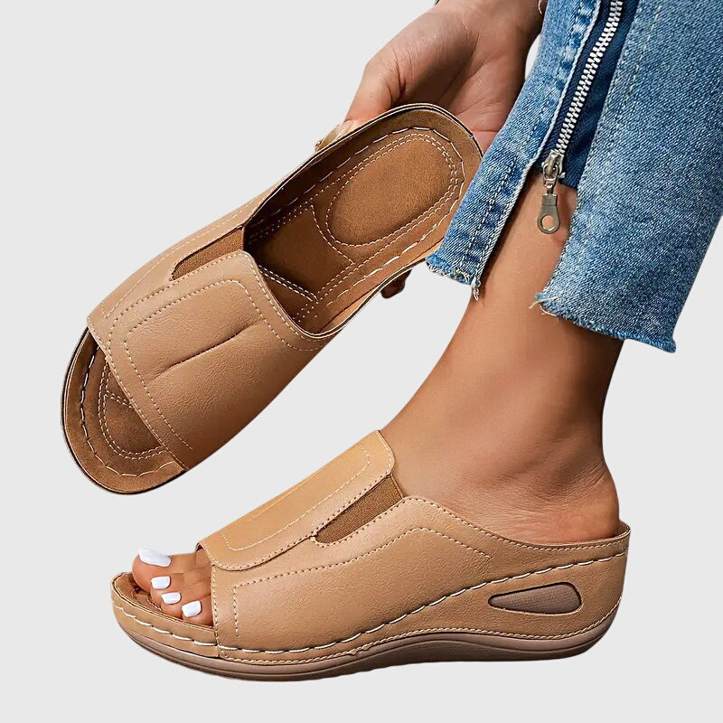 Aretha | Orthopedic sandals with anatomical insole and non-slip sole