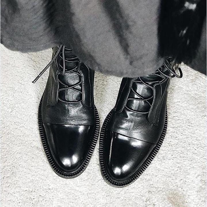 Lisa | Women's leather boots with cushioned interior and durable sole