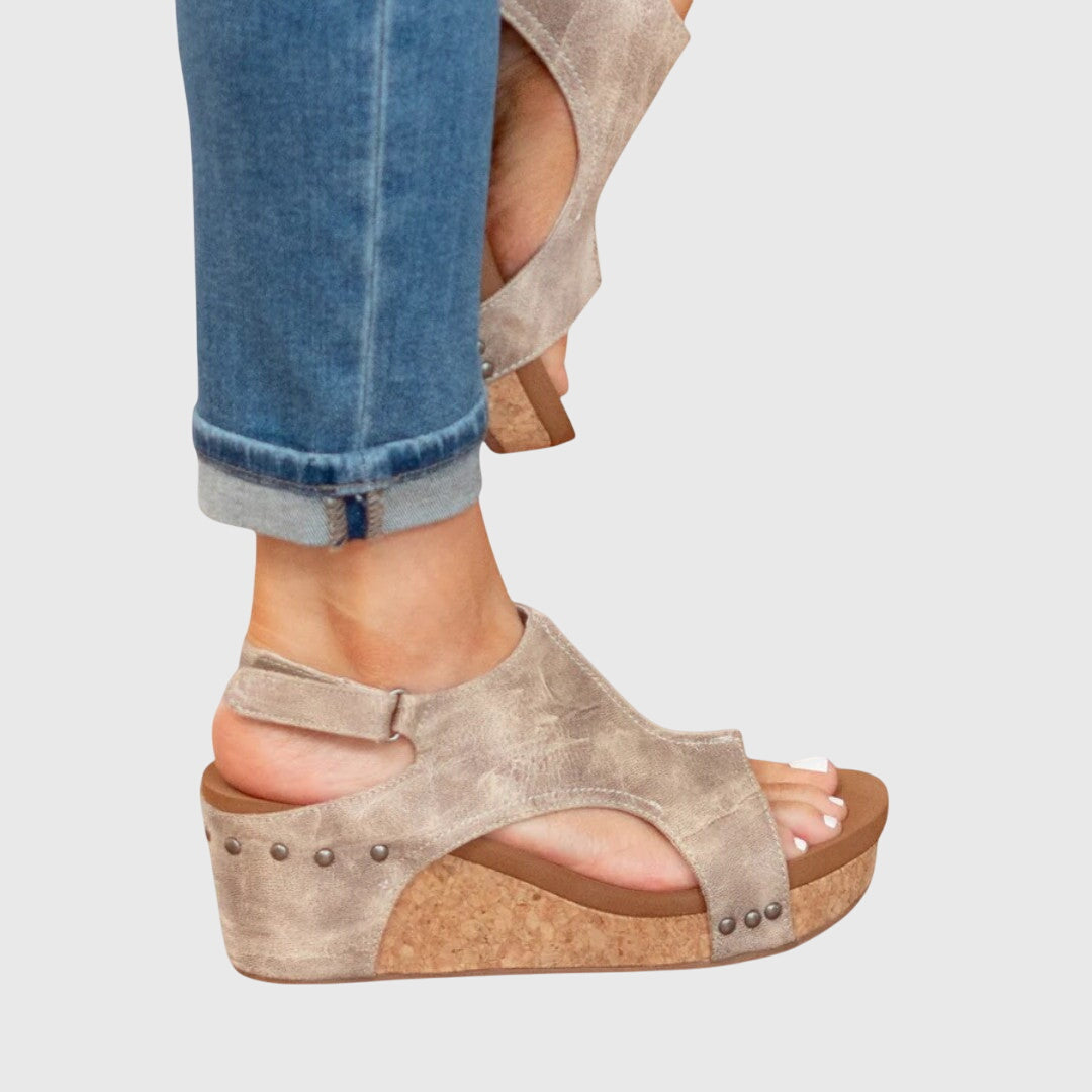 Adela | Sandalias ortopédicas de cuña con hebilla ajustable y plantilla acolchada