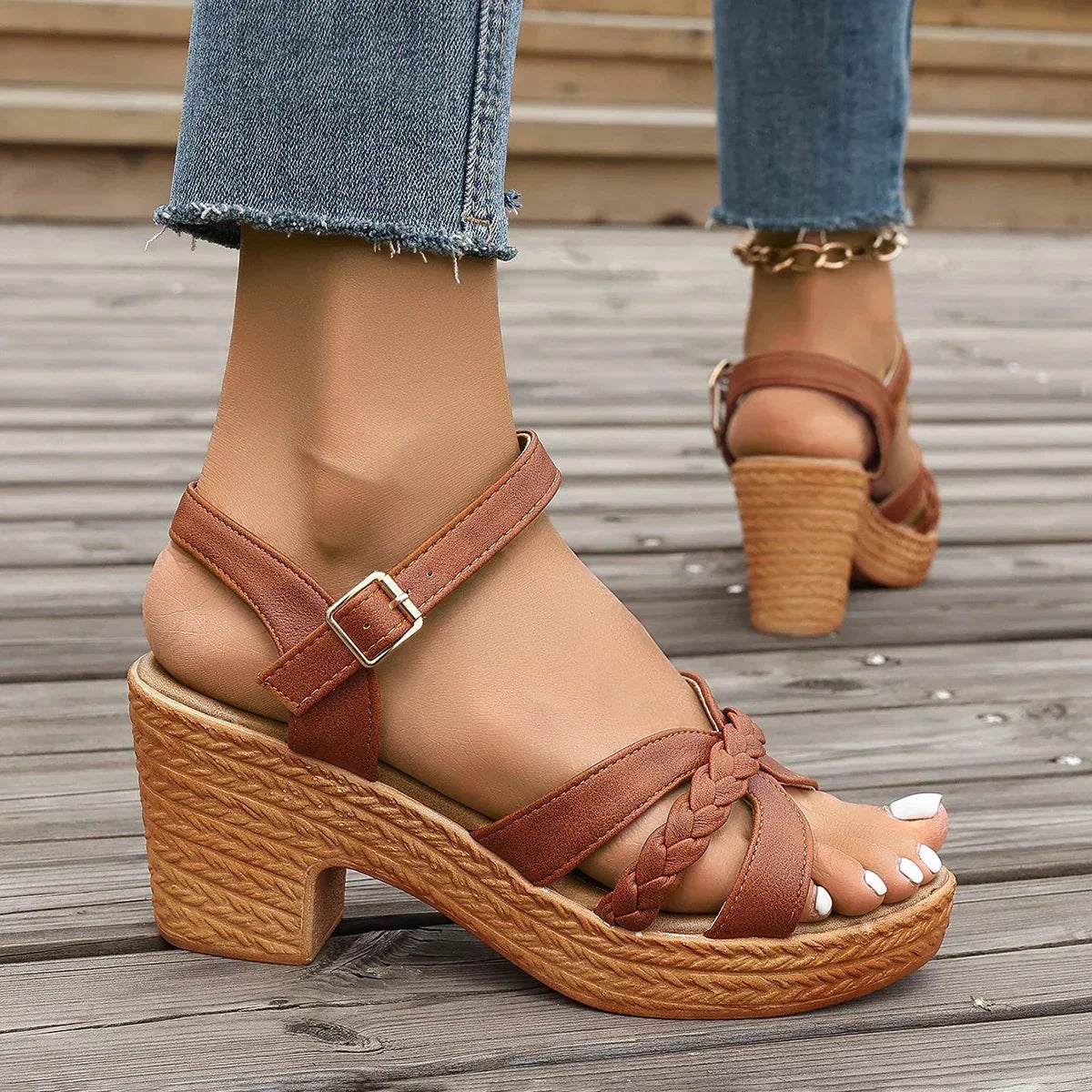 Chloe | Adjustable cross-strap sandals with braided sole