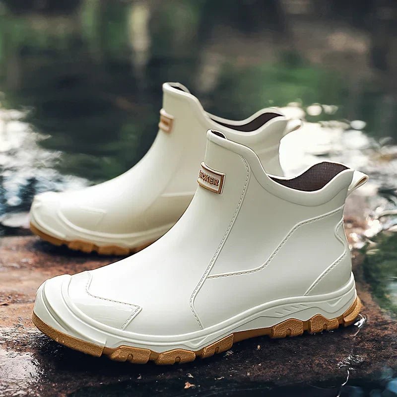 Lucas | Women's waterproof Chelsea boots with traction sole