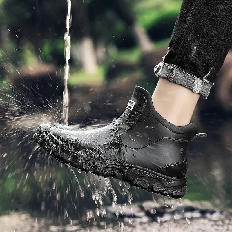 Lucas | Women's waterproof Chelsea boots with traction sole