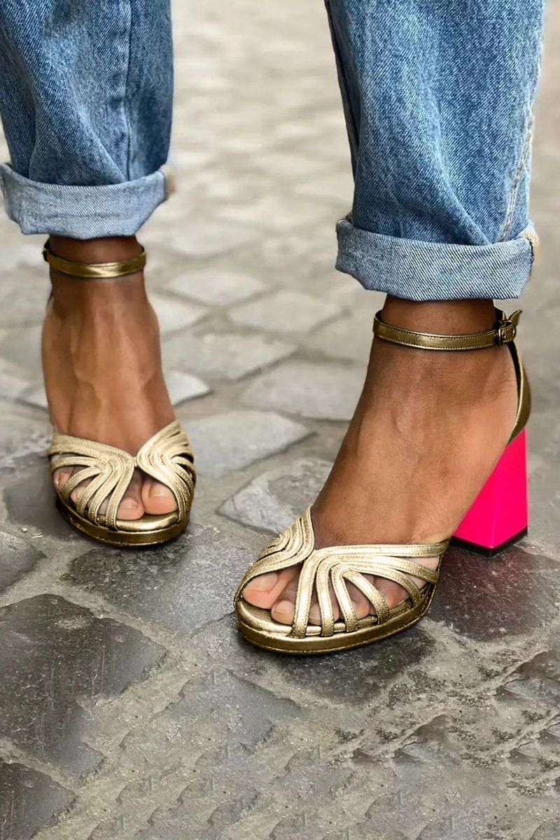 Evelyn | Open-toe block heel sandals with ankle straps