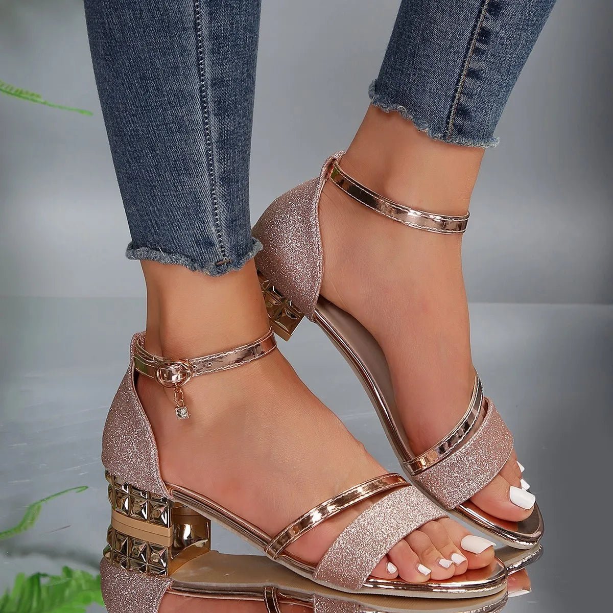 Isabella | Glitter sandals, block heel and ankle strap