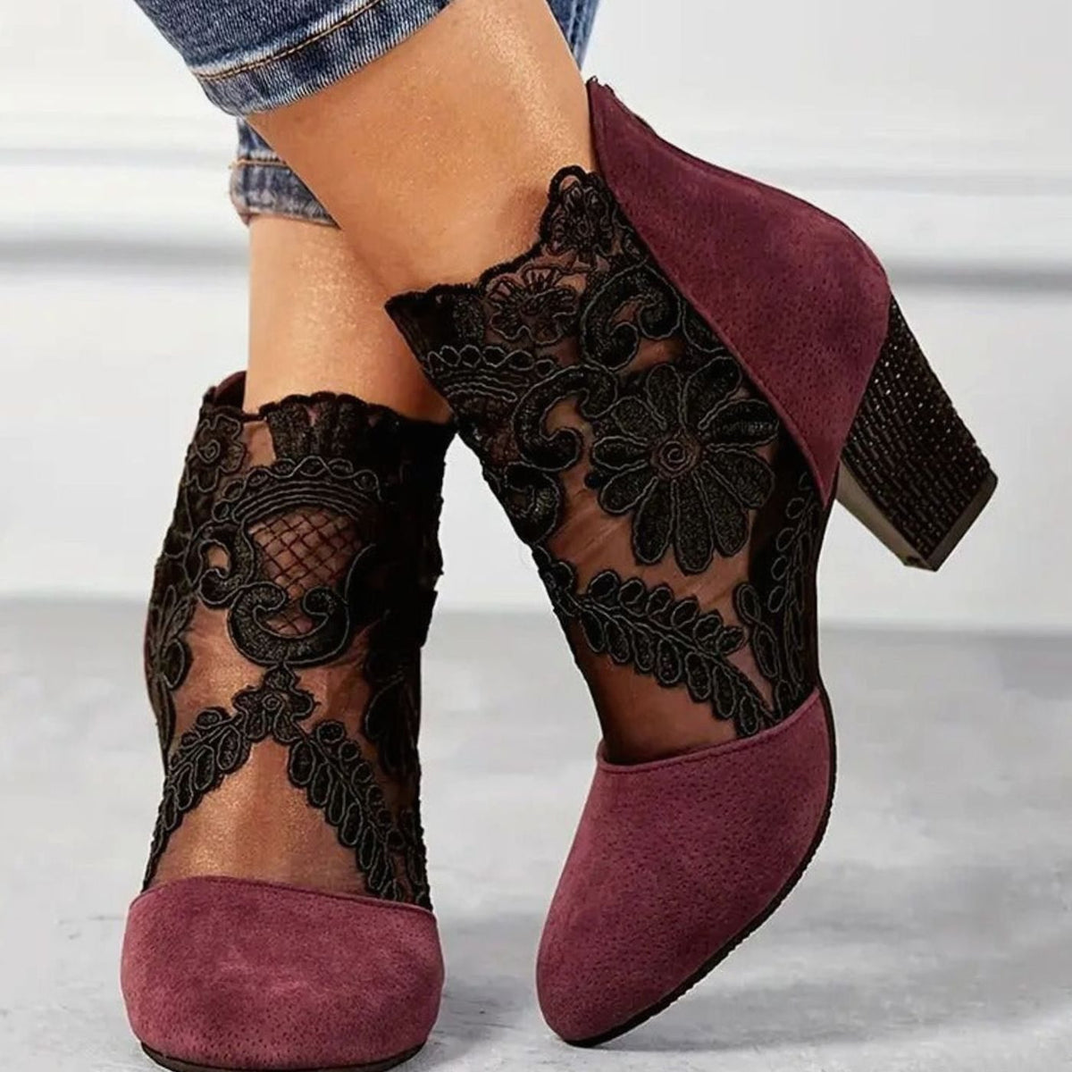 Charlotte | Women's ankle boots with embroidered lace and block heel