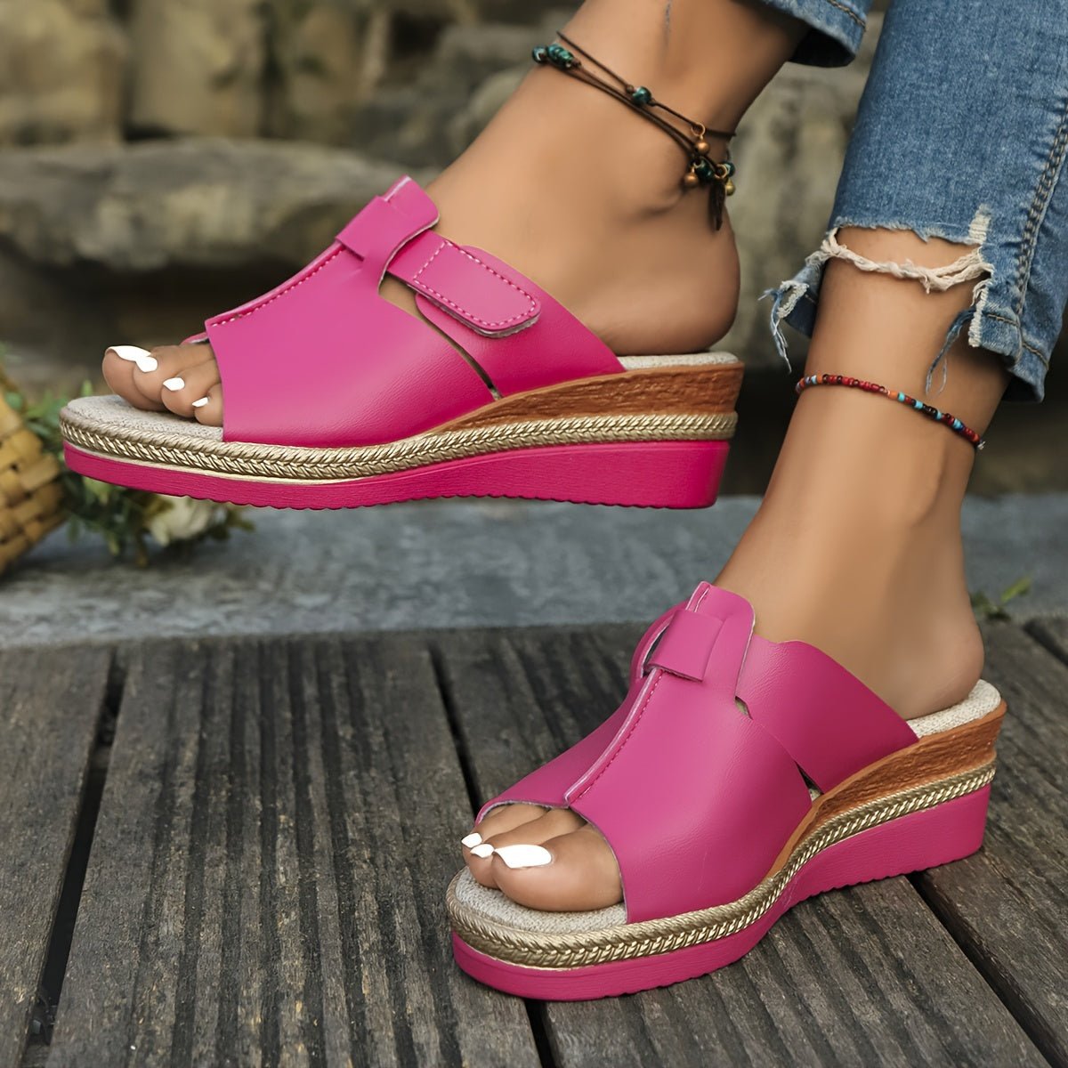 Layla | Open-toe wedge sandals with platform and velcro closure