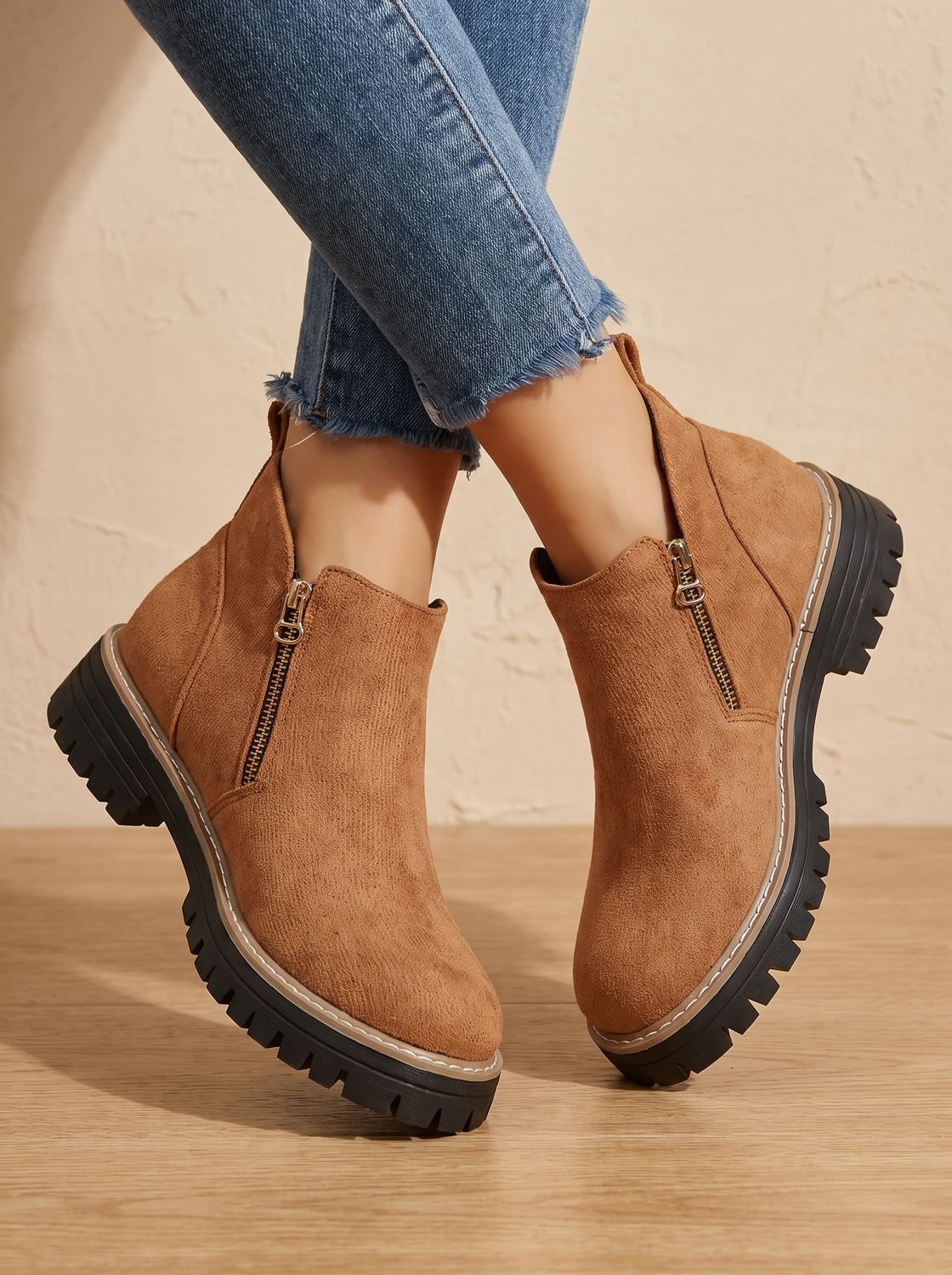 Amelia | Botines ortopédicos para mujer con estampado leopardo y cremallera lateral