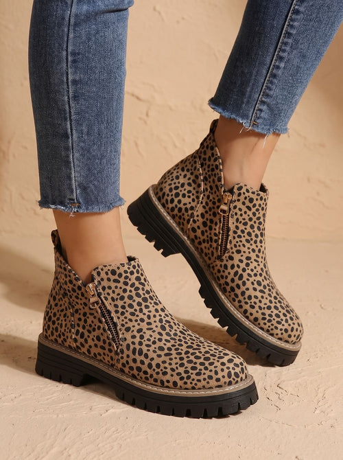 Amelia | Women's orthopedic ankle boots with leopard print and side zipper