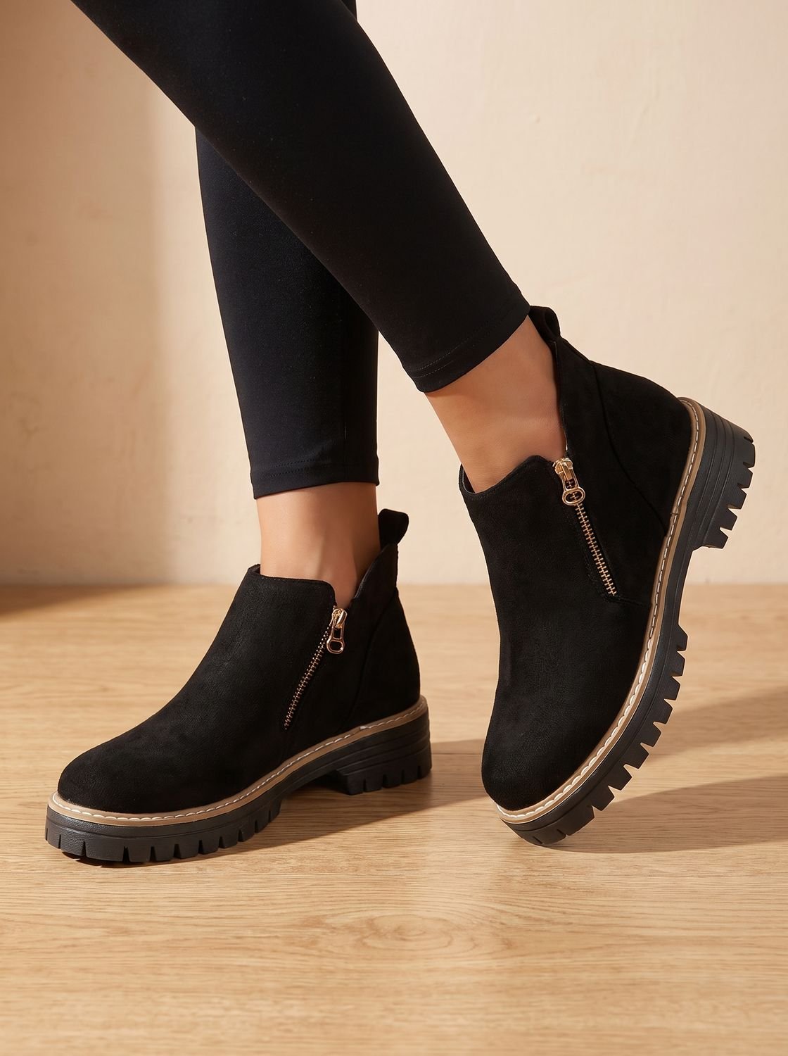 Amelia | Botines ortopédicos para mujer con estampado leopardo y cremallera lateral
