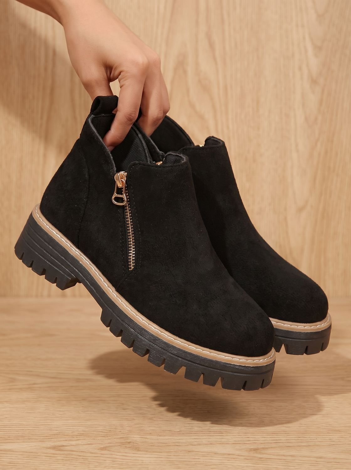 Amelia | Botines ortopédicos para mujer con estampado leopardo y cremallera lateral