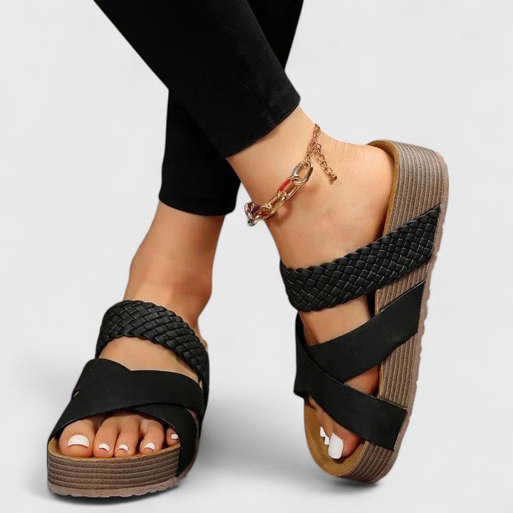 Amelia | Sandalias ortopédicas de plataforma con tiras cruzadas trenzadas