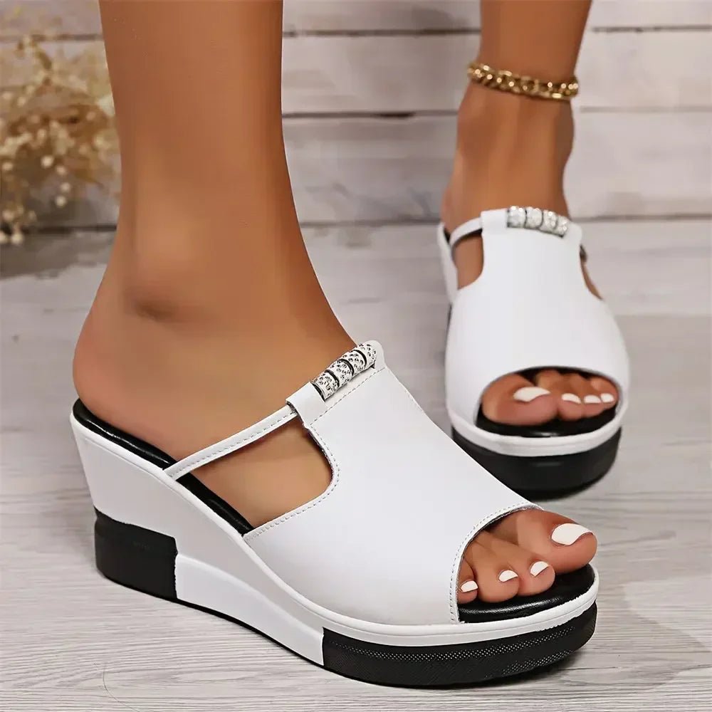 Isabella | Orthopedic wedge sandals with cushioned platform and slip-on fit