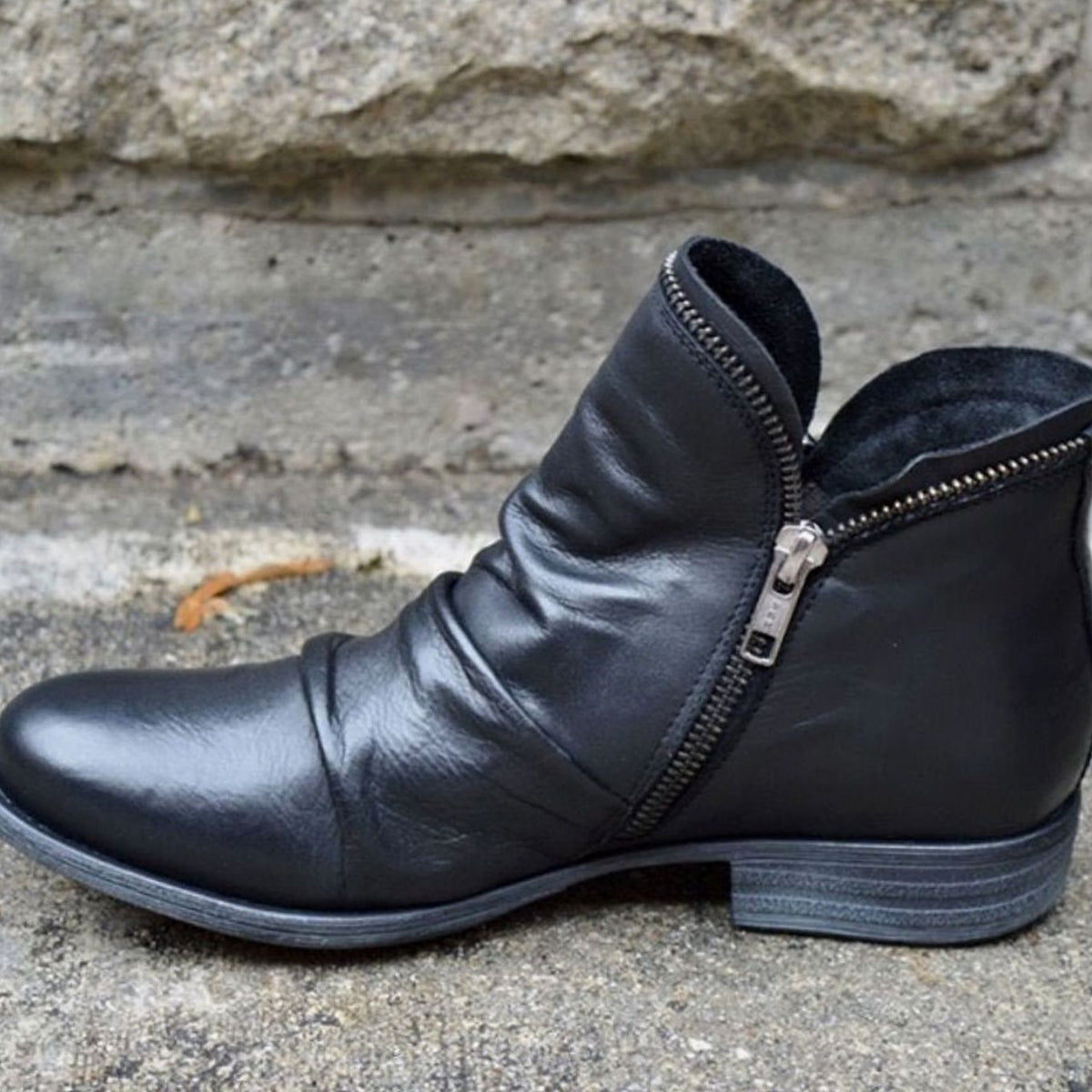 Luna | Women's ruched leather ankle boots with side zip