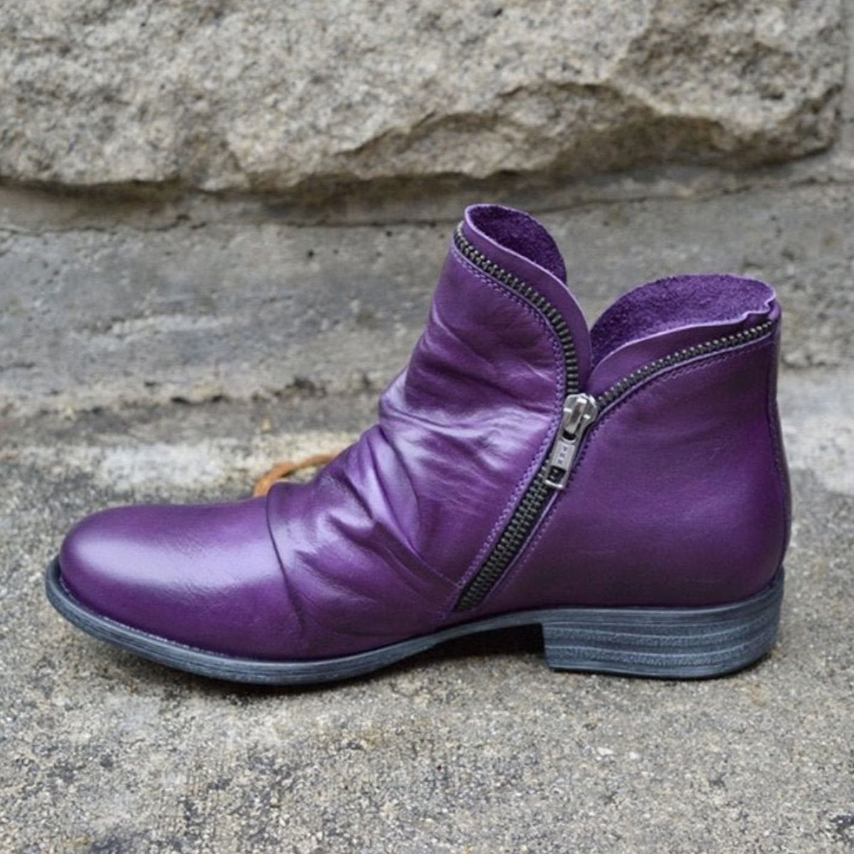 Luna | Women's ruched leather ankle boots with side zip