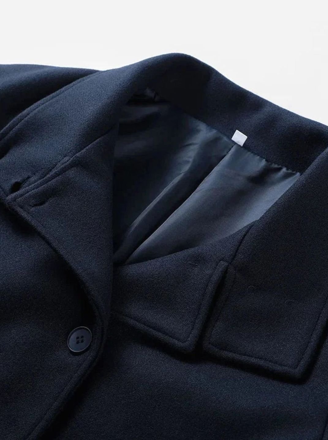 Emma | Abrigo de invierno corto de mezcla de lana con botones y cuello alto para mujer