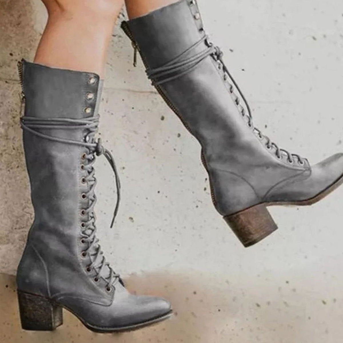 Isabella | Women's vintage knee-high lace-up boots with block heel