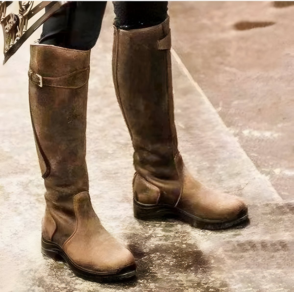 Evelyn | Women's waterproof knee-high leather boots with buckle