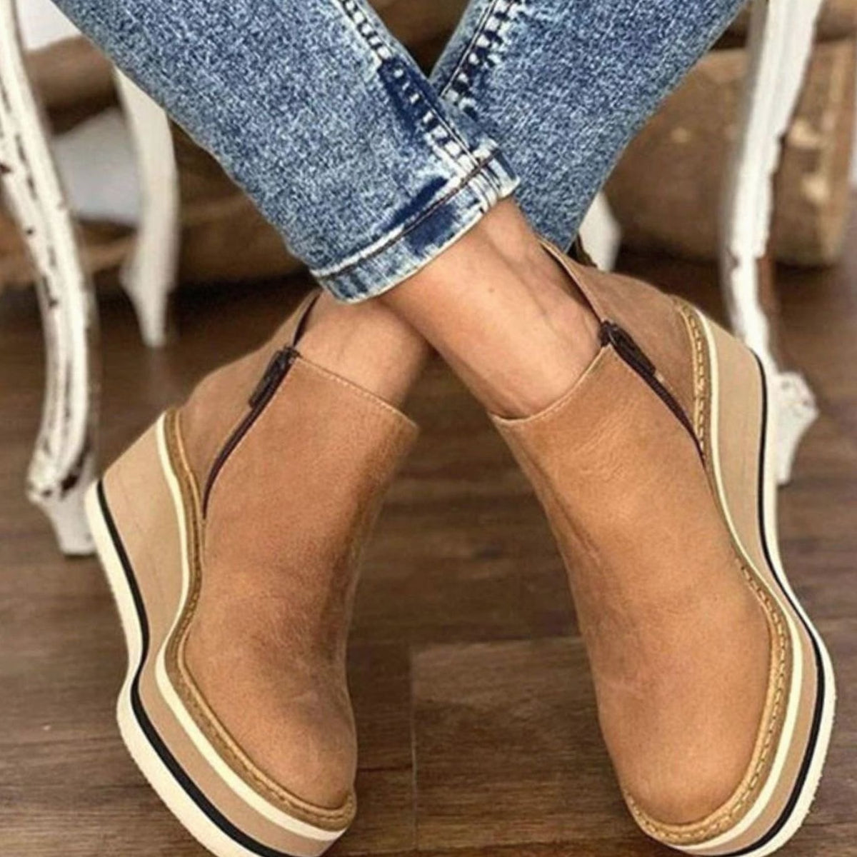 Penelope | Women's wedge platform Chelsea boots