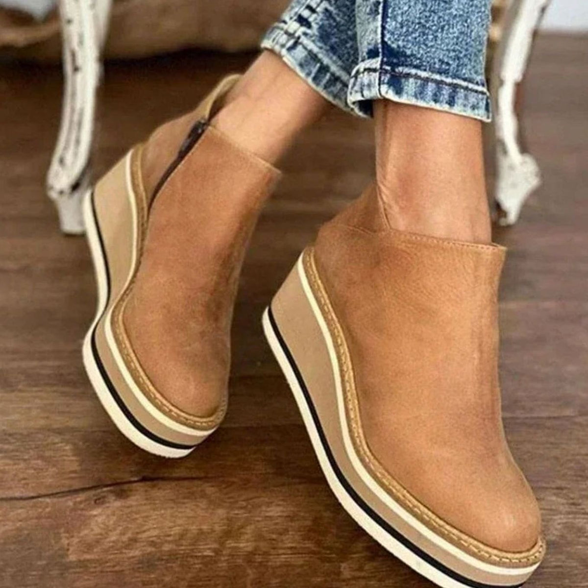 Penelope | Women's wedge platform Chelsea boots