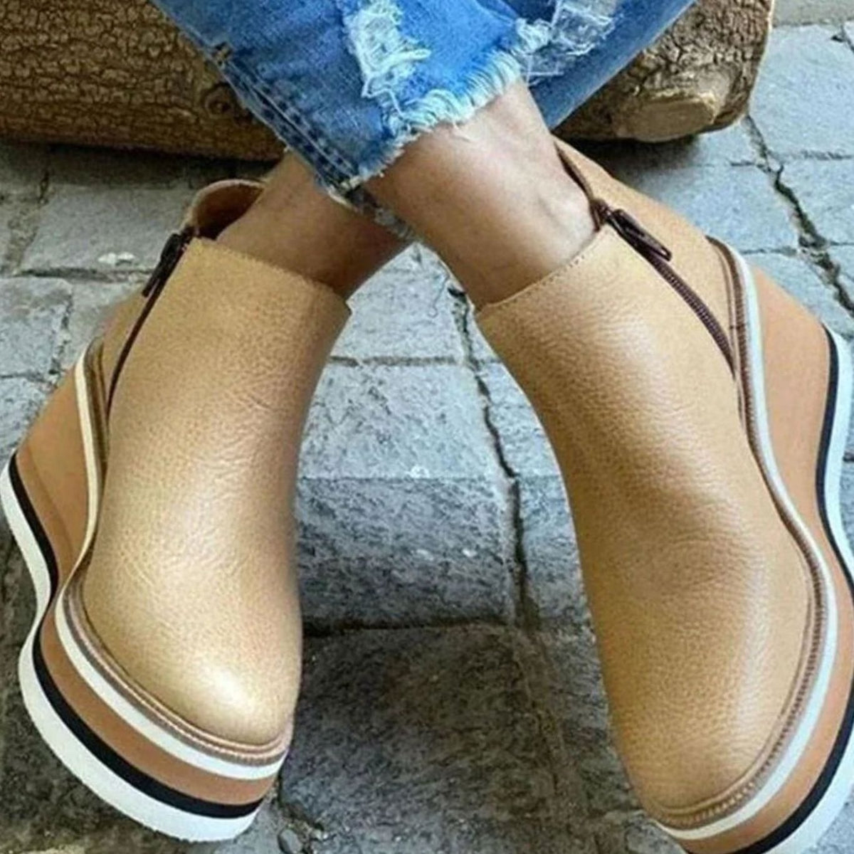 Penelope | Women's wedge platform Chelsea boots