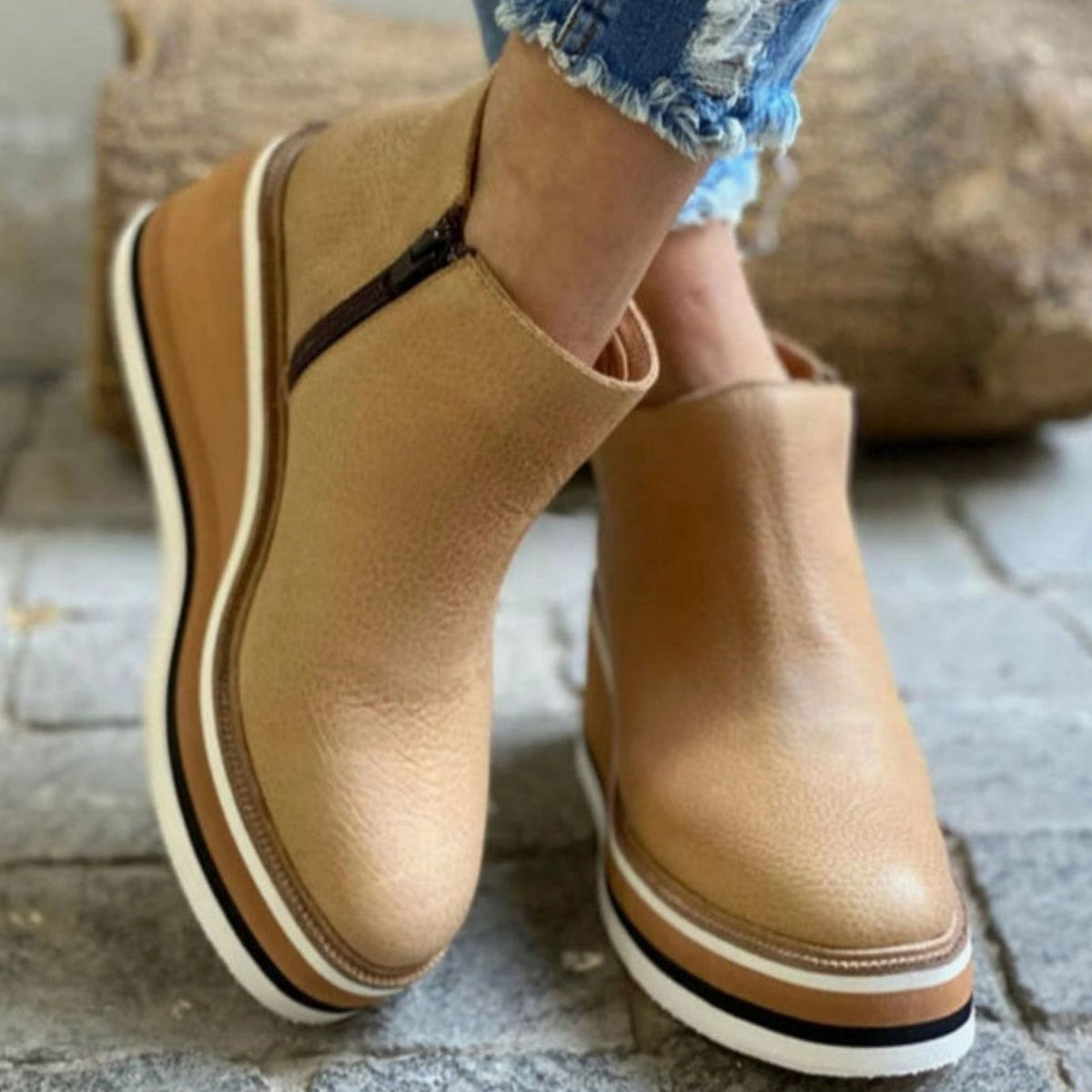 Penelope | Women's wedge platform Chelsea boots